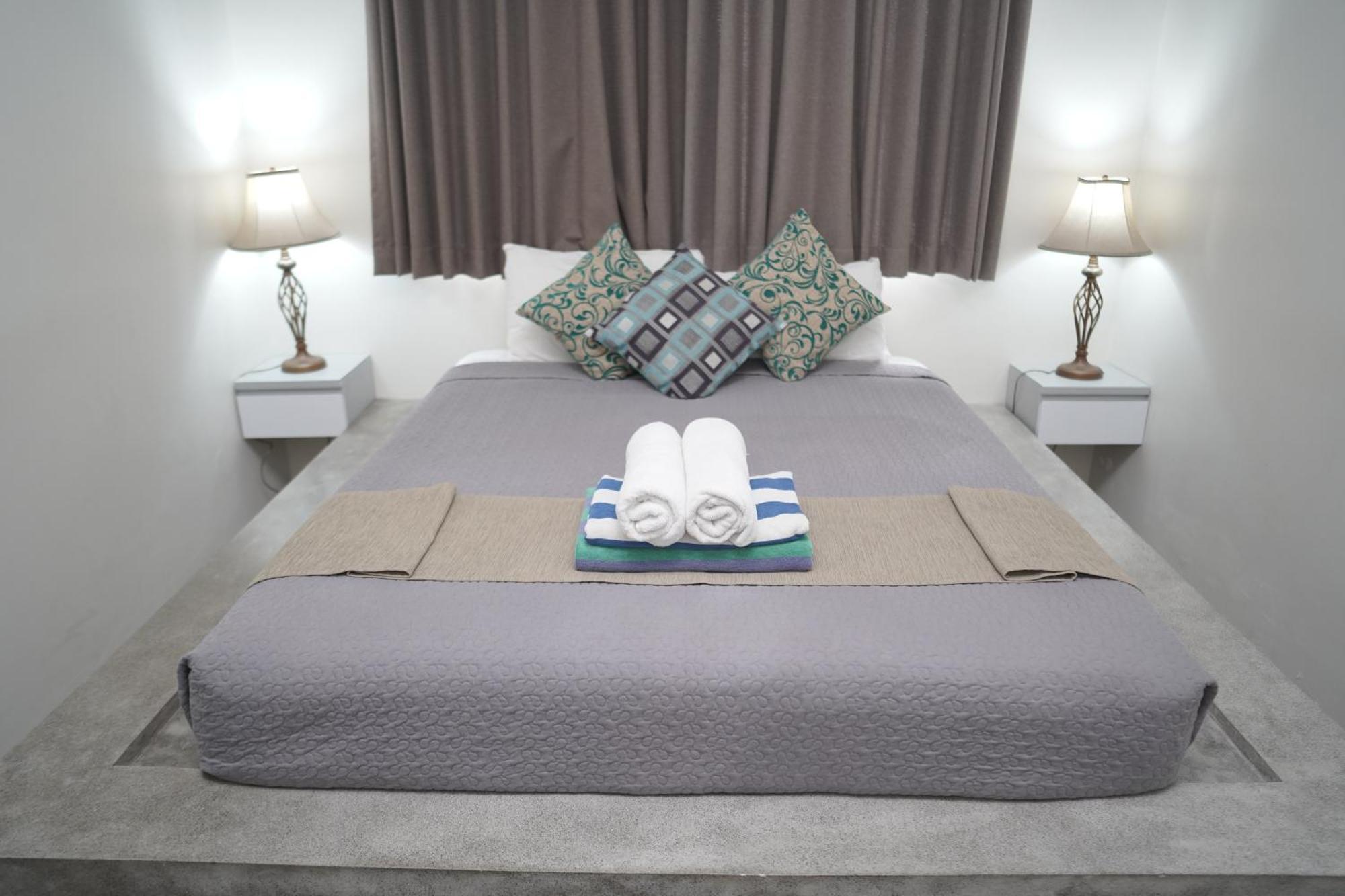 4 Bedroom Kuta Regency B10 Kuta Lombok
